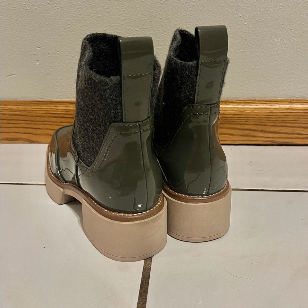 Dolce Vita Women’s size 8 Olive and Charcoal Ankle Boots NWT - Picture 3 of 8